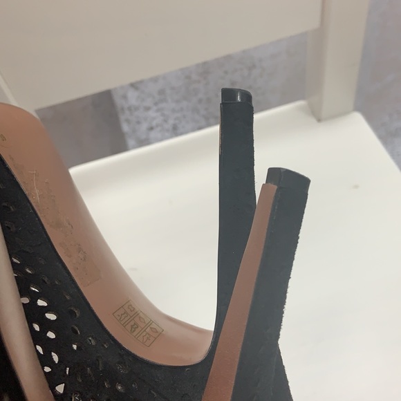 BCBG Generation platform black shoes - Picture 6 of 9